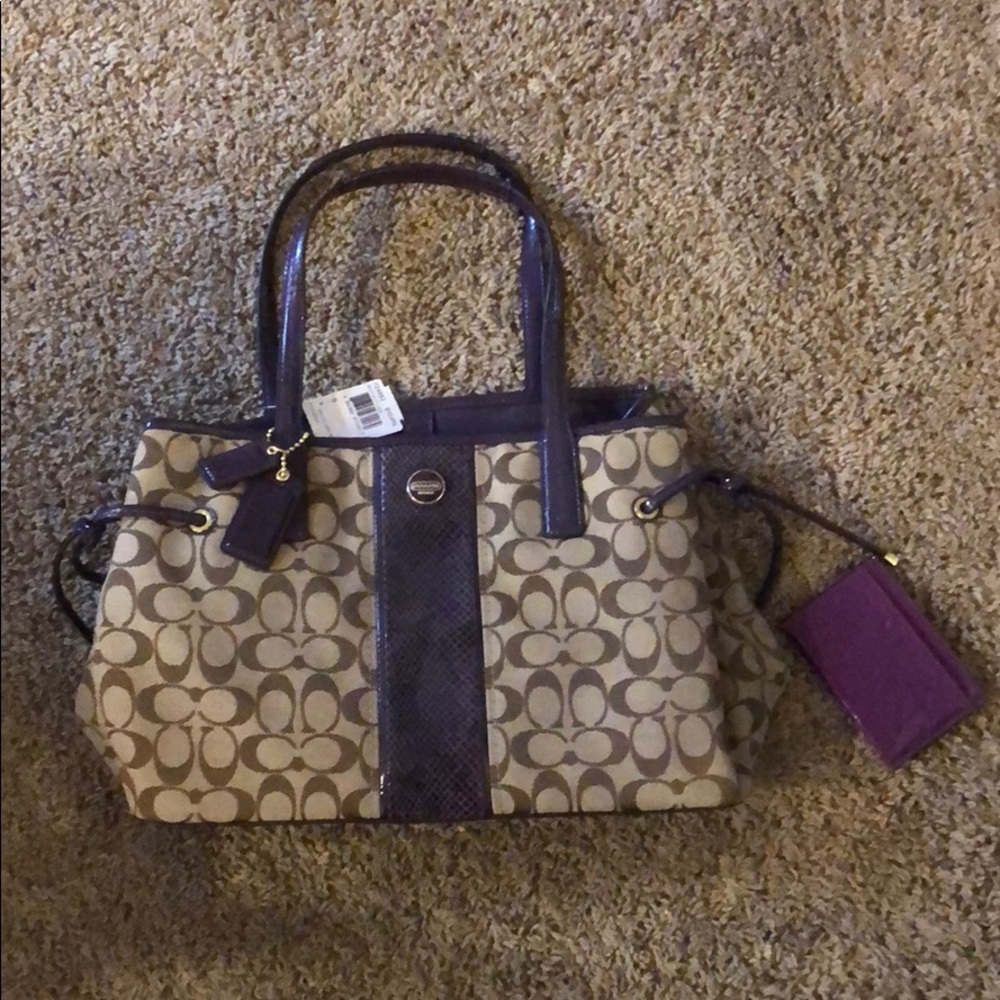 NWT Coach Purse *Authentic*